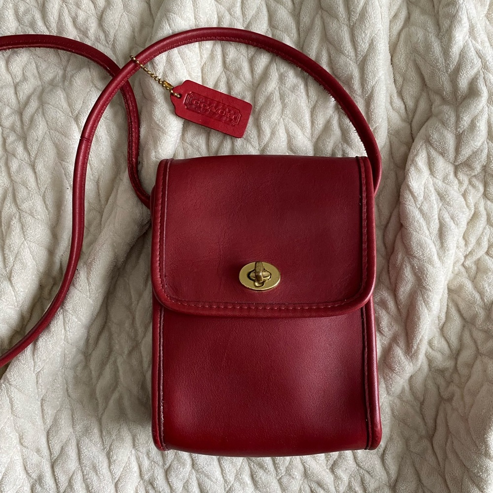 Vintage COACH Scooter crossbody red